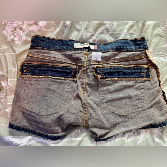 NWOT Levi’s Jeans 504 Slouch Denim Shorts - Picture 4 of 5
